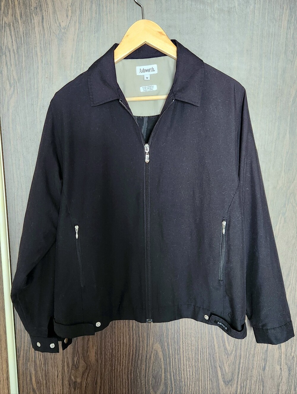 NWOT Ashworth Black Water And Wind Resistant Lightweight Jacket | Size M 🍁